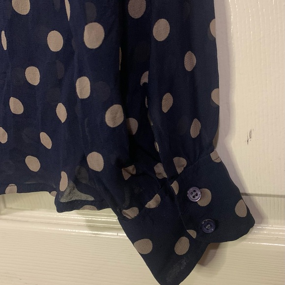 J. Crew Women’s Navy and Tan Sheer Polka Dot Blouse, Sz 6. 100%Silk Like New - Picture 6 of 11